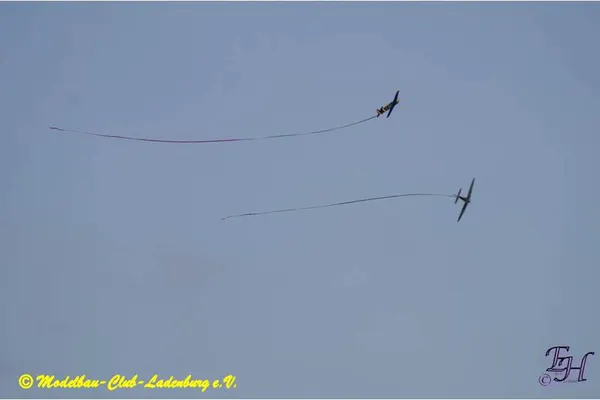 Combat – 632fdbade1bafe58.jpg