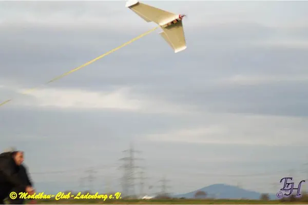 Combat – 6962cb1cbeeec76c.jpg