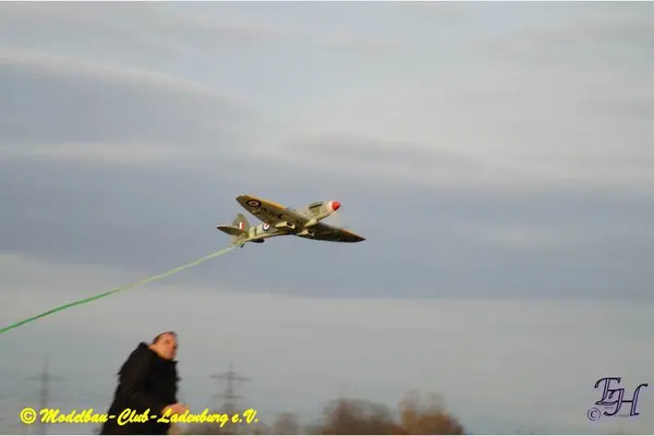 Combat – 6f1cb67d608c74fc.jpg