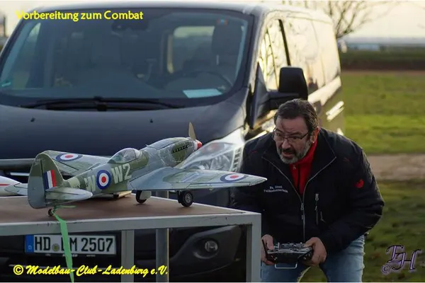 Combat – 9967d36501e66304.jpg