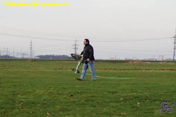 Combat – ce23a19ff381d668.jpg