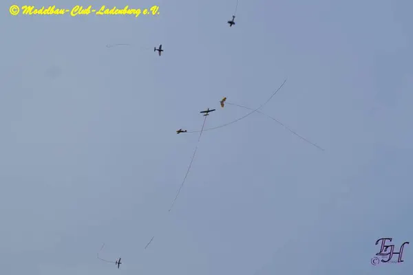 Combat – fd28b71caad759b1.jpg