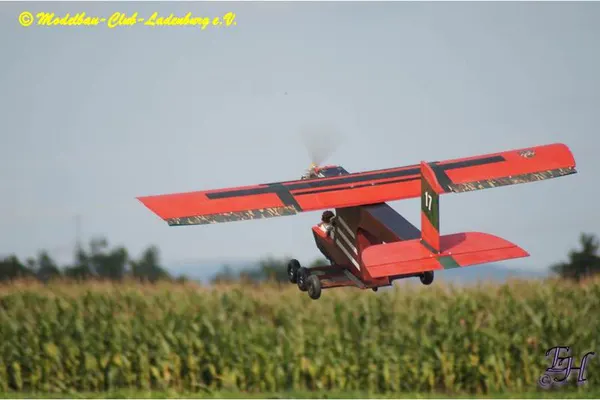 Fliegende Kuriositäten – 26f750006c30703b.jpg