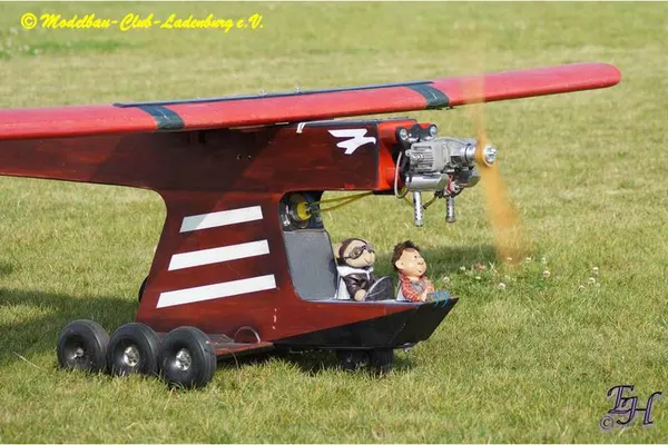Fliegende Kuriositäten – 33b7eef4755c001d.jpg