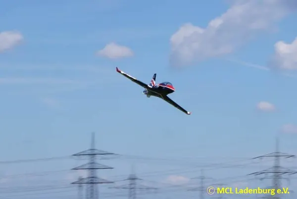 Flugtag 2015 – 6b6246b8e641dde1.jpg