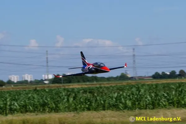 Flugtag 2015 – b8c24f65a95eee00.jpg