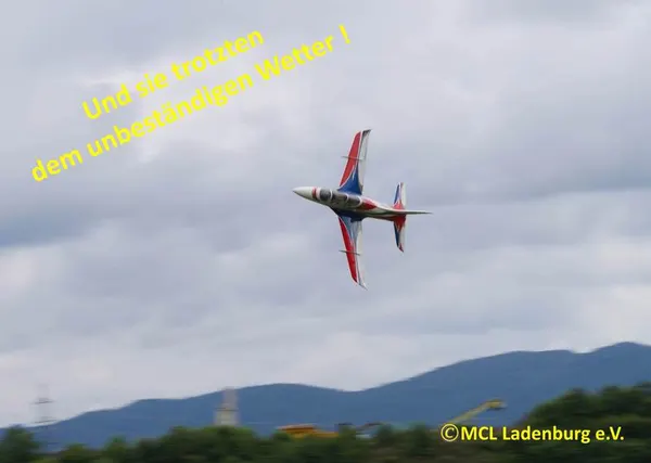 Flugtag 2016 – b3cd06c0f5a0f87b.jpg