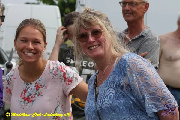 Schloss-Schule Ilvesheim zu Besuch – 54d743386e32605f.jpg