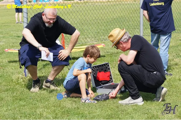 Schloss-Schule Ilvesheim zu Besuch – 9dd0e02fe8e213ca.jpg